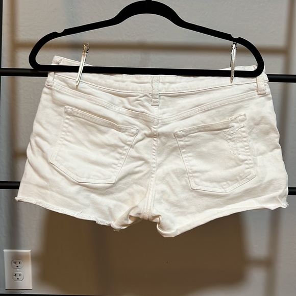 Gap Boyfriend white Shorts - Picture 2 of 10